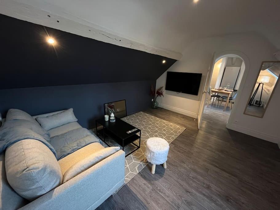Appartement Avec Terrasse En Plein Coeur De Vernon Vernon (Eure) Exterior foto